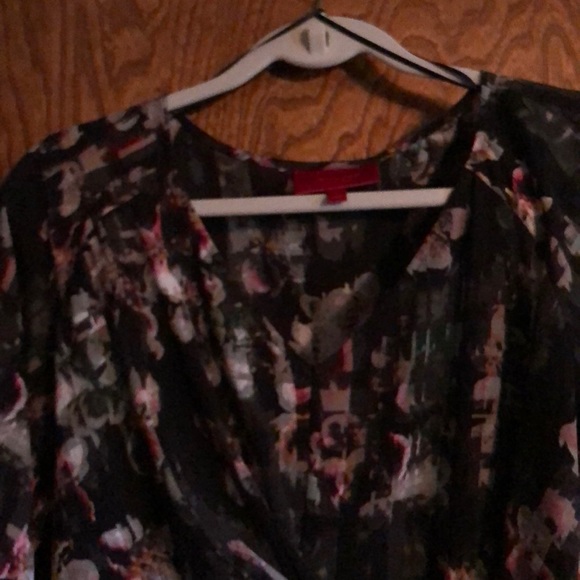 Cute light black blouse - Picture 4 of 5